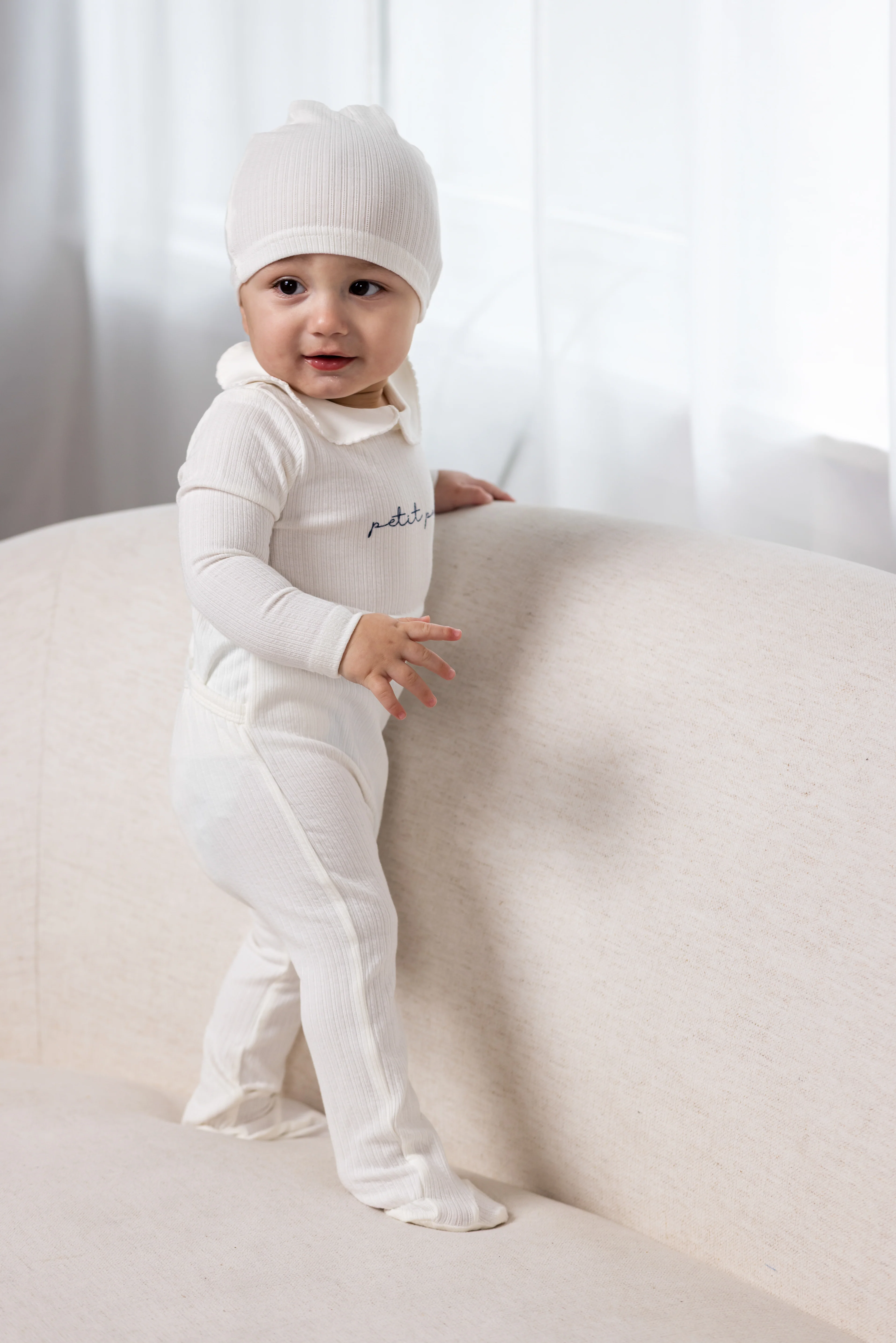 Petit Pouf Footie-White/Blue - Image 2